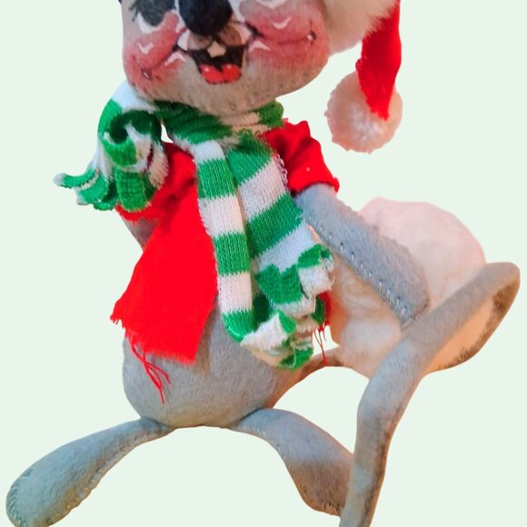 Vintage Annalee Christmas Mouse Santa Hat Scarf Decor 8" 1970s Doll Holiday Figu - Picture 2 of 8